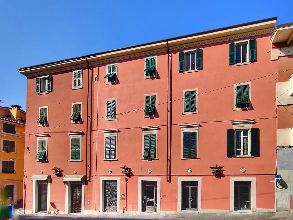 B&B 